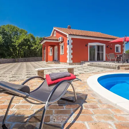 Carlo Holiday home *